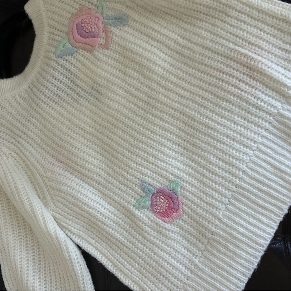 NWT LoveShackFancy Ridge V Neck Floral Embroidery Sweater Pullover M - Picture 6 of 17